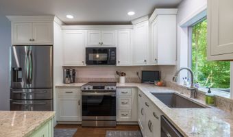180 Longview Heights Rd, Athens, OH 45701