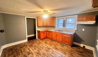8005 Poplar Cp, Austinville, VA 24312
