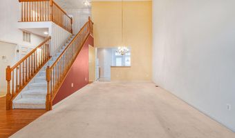 2004 GOLDEN MORNING Dr 30, Bowie, MD 20721
