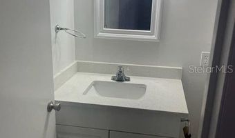 1037 APOLLO BEACH Blvd D, Apollo Beach, FL 33572