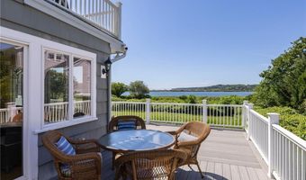 38 Pierce Ave, Jamestown, RI 02835
