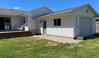 22 Dogwood Blvd, Babbitt, MN 55706