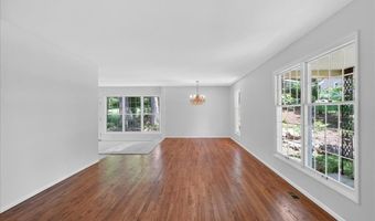 331 Wildforest Dr, Ballwin, MO 63011