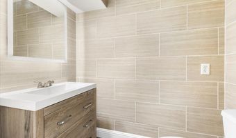 1172 Mancini St, Santa Rosa, CA 95407