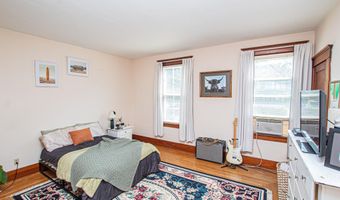 55 Sloane Ave, Amsterdam, NY 12010