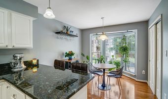 6552 KELSEY POINT Cir, Alexandria, VA 22315