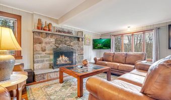 253 Thomas Rd, Blakeslee, PA 18610