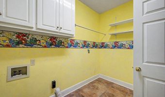 2319 Golf Course Dr, Albany, GA 31721
