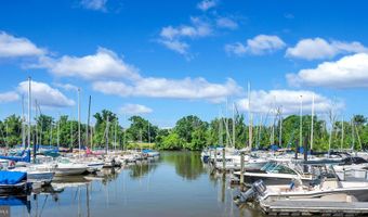 705 LYLES Ln, Alexandria, VA 22314