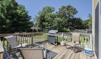 71 Francis Ave, East Providence, RI 02915