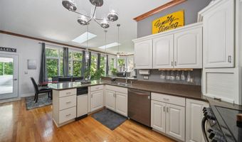 34089 Mill Creek Dr, Adel, IA 50003