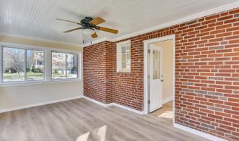 8908 GRANT St, Bethesda, MD 20817