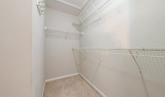 43122 FOREST EDGE Sq, Ashburn, VA 20148