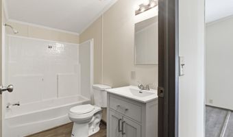 23594 Lawrence 1200, Aurora, MO 65605