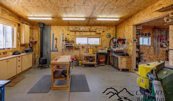 27 Teepee Ring Rd, Clark, WY 82435