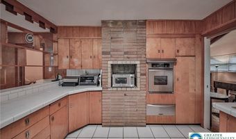 2739 W Liberty St, Allentown, PA 18104