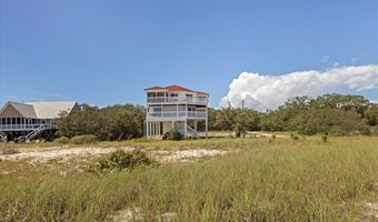 6 Kingfish St, Alligator Point, FL 32346