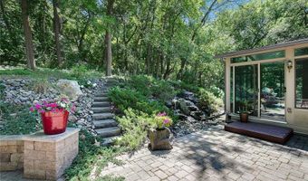 6 Dellwood Ave, Dellwood, MN 55110