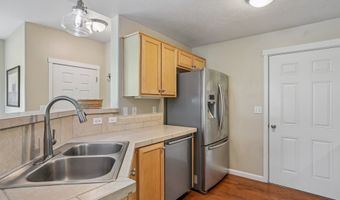 15130 SW MALLARD Dr 102, Beaverton, OR 97007