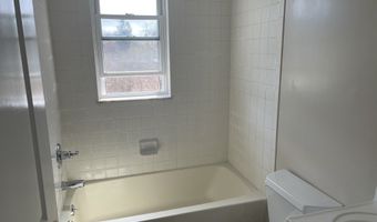 73 Gould Ln 2, Branford, CT 06405