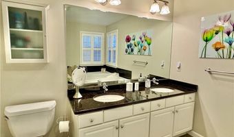 34 Marian Ave, Narragansett, RI 02882