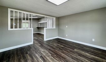 4 Green St, Athens, TN 37303