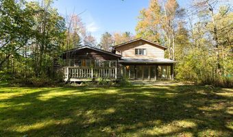 19121 Brewster Rd, Aurora, OH 44202