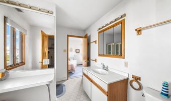 5726 Ocean Dr, Avalon, NJ 08202