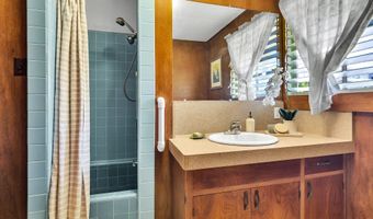 347 NOHEA St, Hilo, HI 96720
