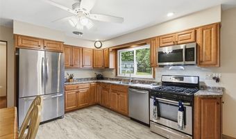 2207 Ridgevue Ave, Aliquippa, PA 15001