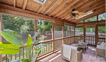 1912 Dearmon Dr, Charlotte, NC 28205