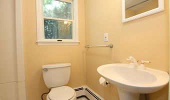 15-17 E Lincoln Ave 17, Atlantic Highlands, NJ 07716