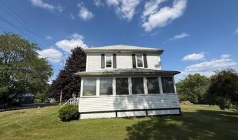 10 Palm St, Baileyville, ME 04694