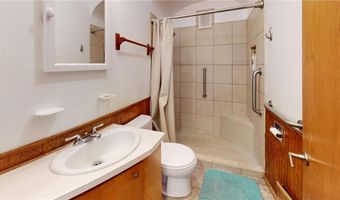 1223 James Ave, Albert Lea, MN 56007