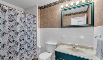 24 Woodland Rd, Bayville, NJ 08721