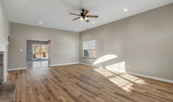 8178 Captain Dr, Avon, IN 46123