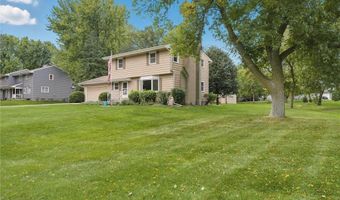 8949 Rosewood Ln N, Maple Grove, MN 55369