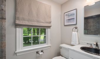 10 Duffys Ln, Darien, CT 06820