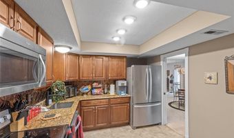 1026 Kehrs Mill Rd 4, Ballwin, MO 63011