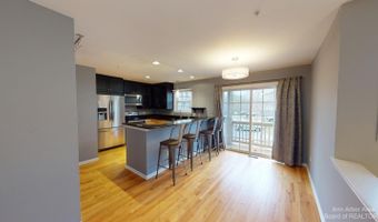 2970 Barclay Way, Ann Arbor, MI 48105