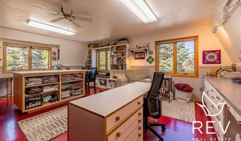 8 Mountain View Dr, Cody, WY 82414