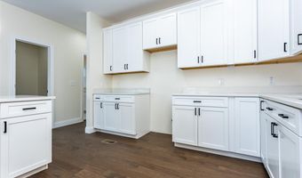 9 Fairway Ct, Alton, IL 62002