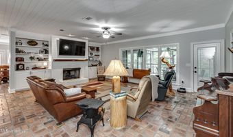 209 Lake Terrace Pl, Brandon, MS 39047
