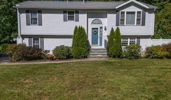17 Wood Cove Dr, Coventry, RI 02816