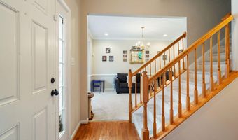 6 Foxmoor Ln, Bayville, NJ 08721
