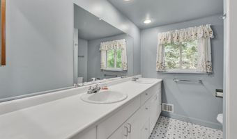 2145 Steeplechase Dr, Ann Arbor, MI 48103