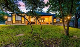 140 Wood Valley Dr, Adkins, TX 78101
