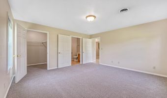 92 Chateau Blvd, Batesville, IN 47006