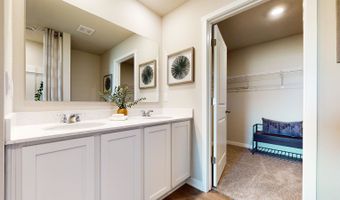 2820 BROOK VIEW Dr, Des Moines, IA 50317