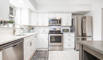 90 HAMPSTEAD Dr 90, Ambler, PA 19002